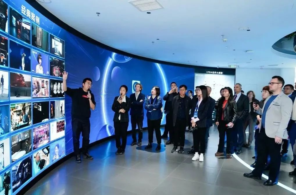 商务部副部长寄语德中企业丨太阳成集团tyc122cc·虚拟动点与德国商界代表共探可持续发展新机遇